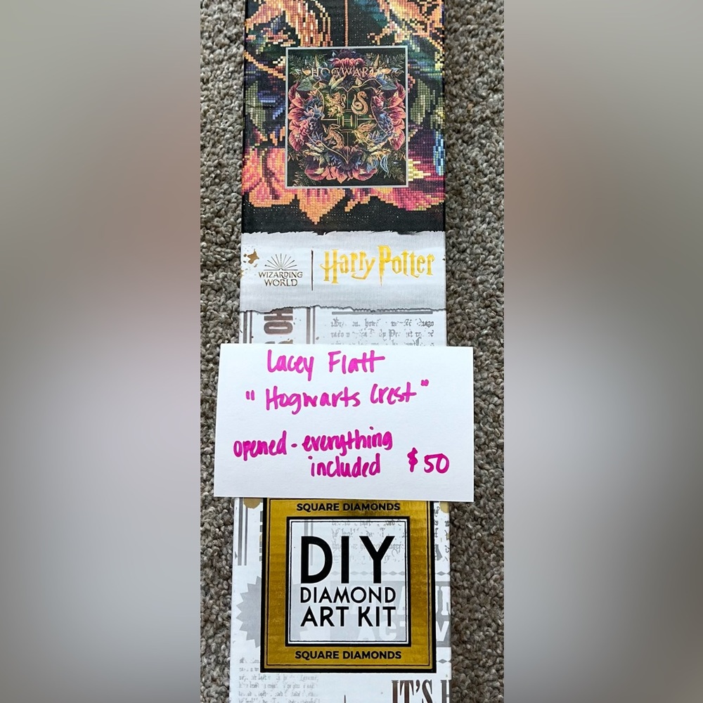 DAC Hogwarts crest diamond painting